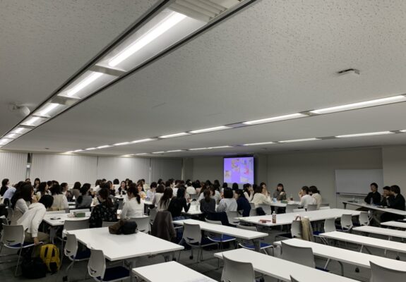 令和８年度キックオフ社員総会｜【公式】採用サイト | といろきっず/hareirokids/CYS school-株式会社十色舎